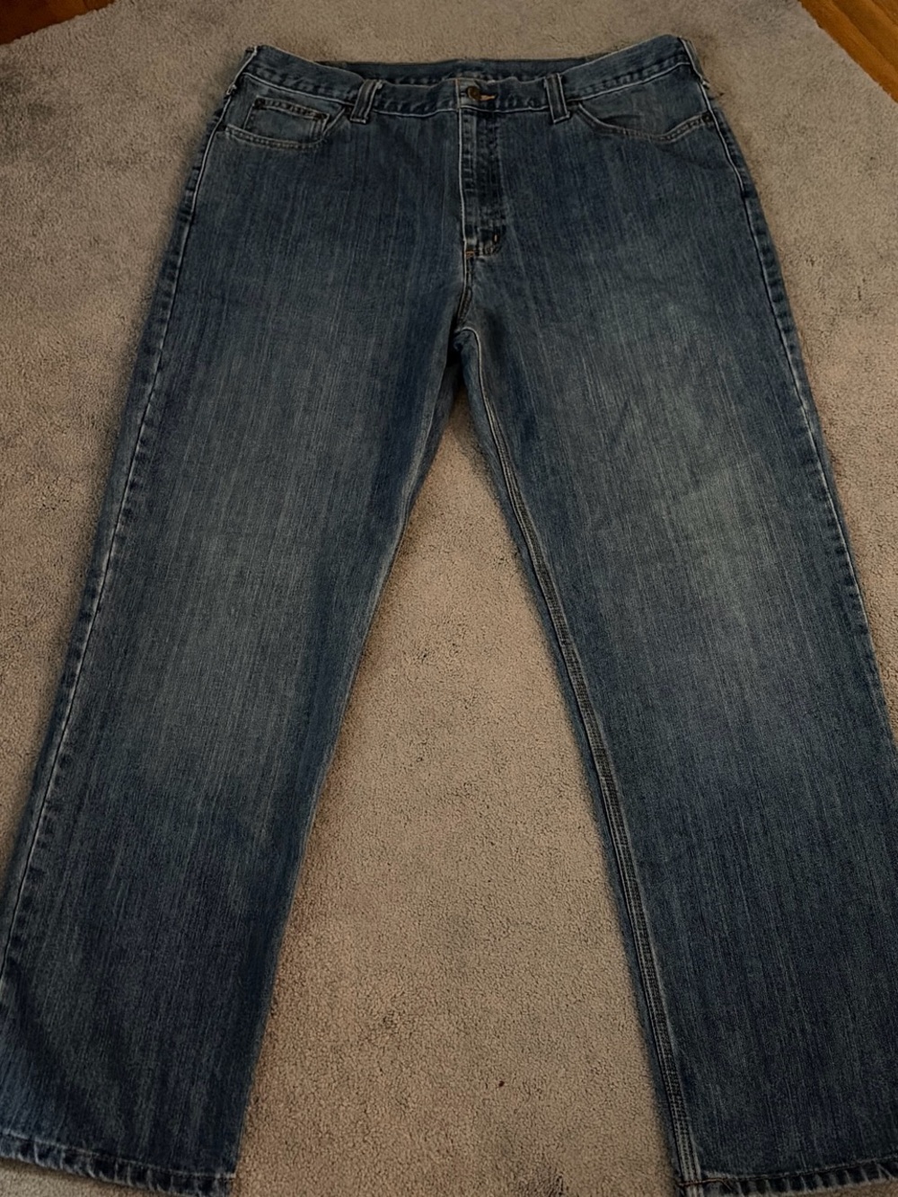 Carhartt Men's Relaxed Straight Jeans in Dark Blue Wash